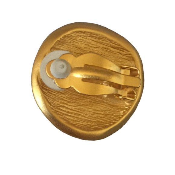 Givenchy Vintage Clip On Earrings Logo Brushed Satin Gold Tone Signed - Picture 3 of 4